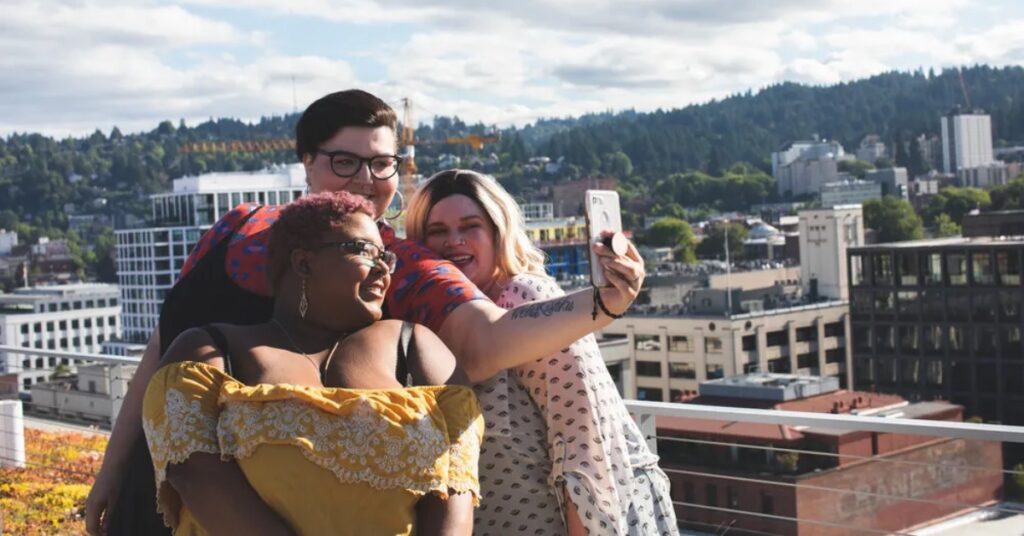 plus size sustainable fashion