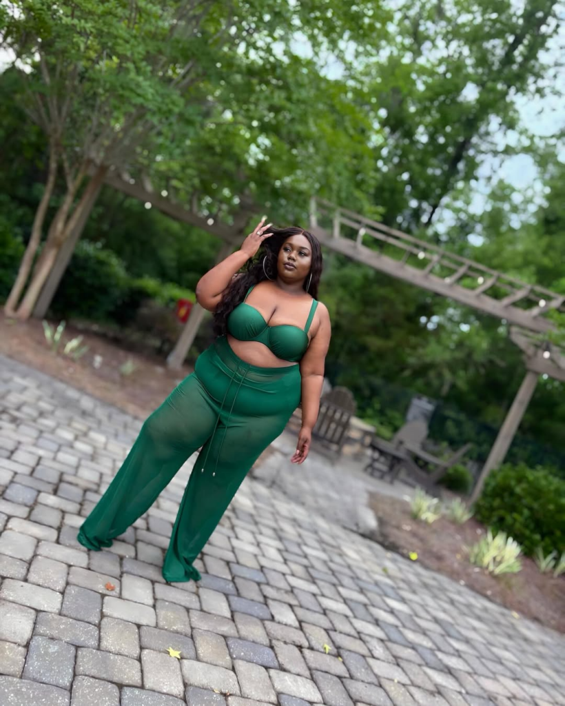 plus influencer spotlight- Taylor Nycole