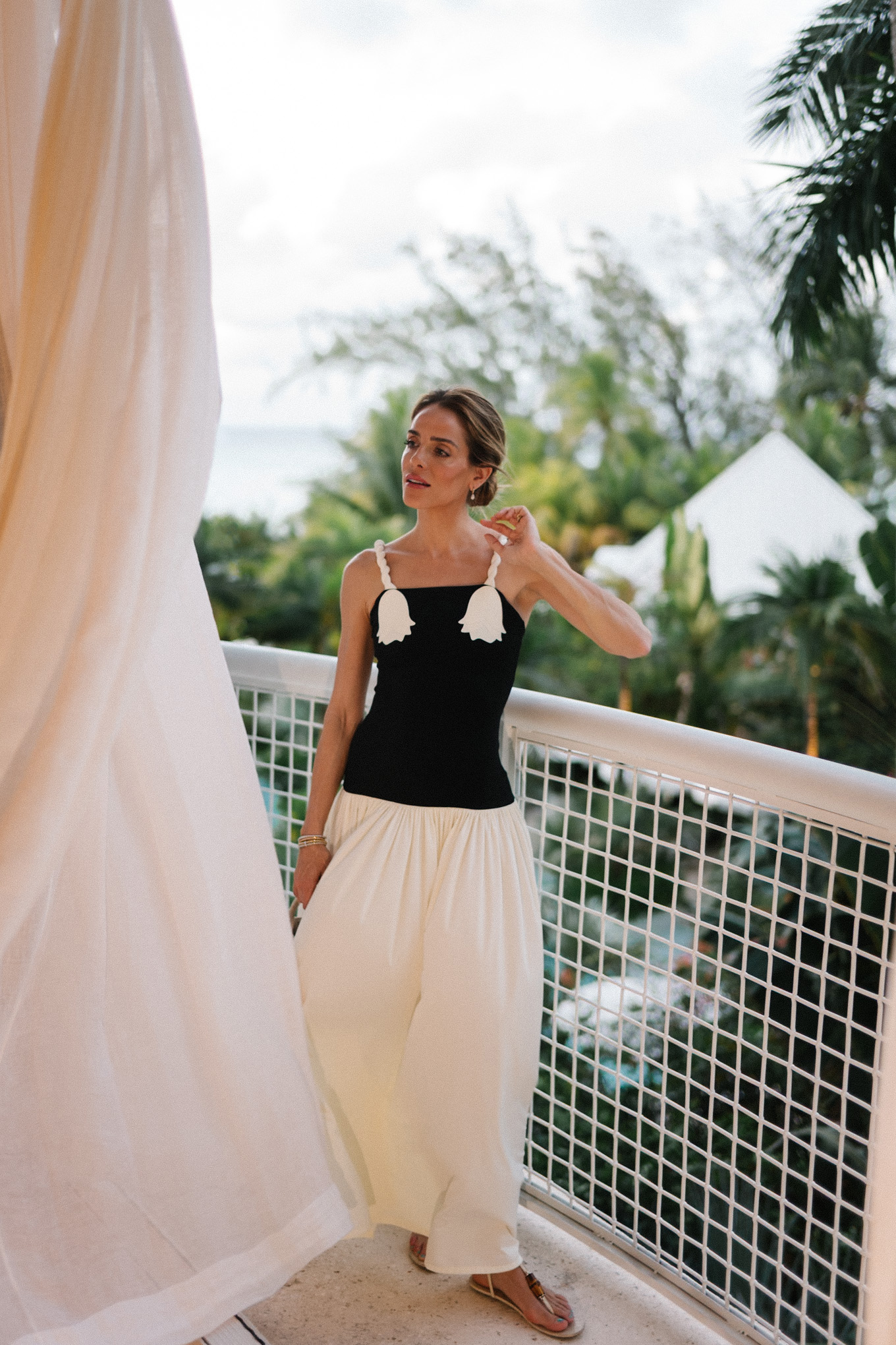 black and white fit and flare maxi dress