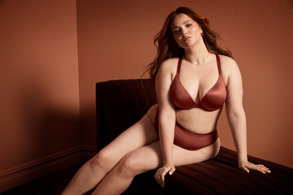 Curve Icon™ Boost Plunge Bra